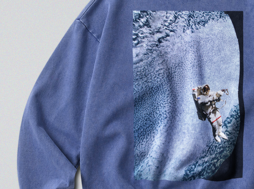 Astronaut in Space - Sweatshirt