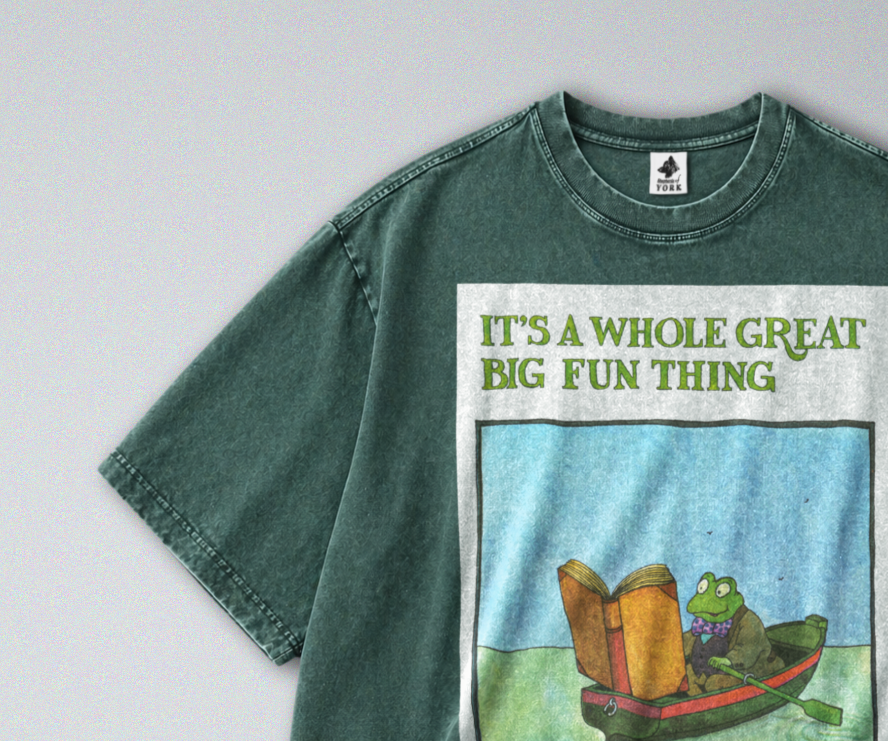 Oversized Snow Washed Cotton Tee - Funny Toad in Boat Print
