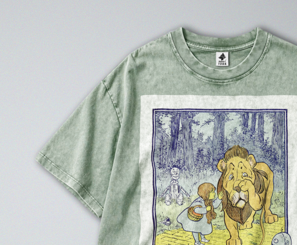 Oversized Snow Washed Cotton Tee - Wizard of Oz Print